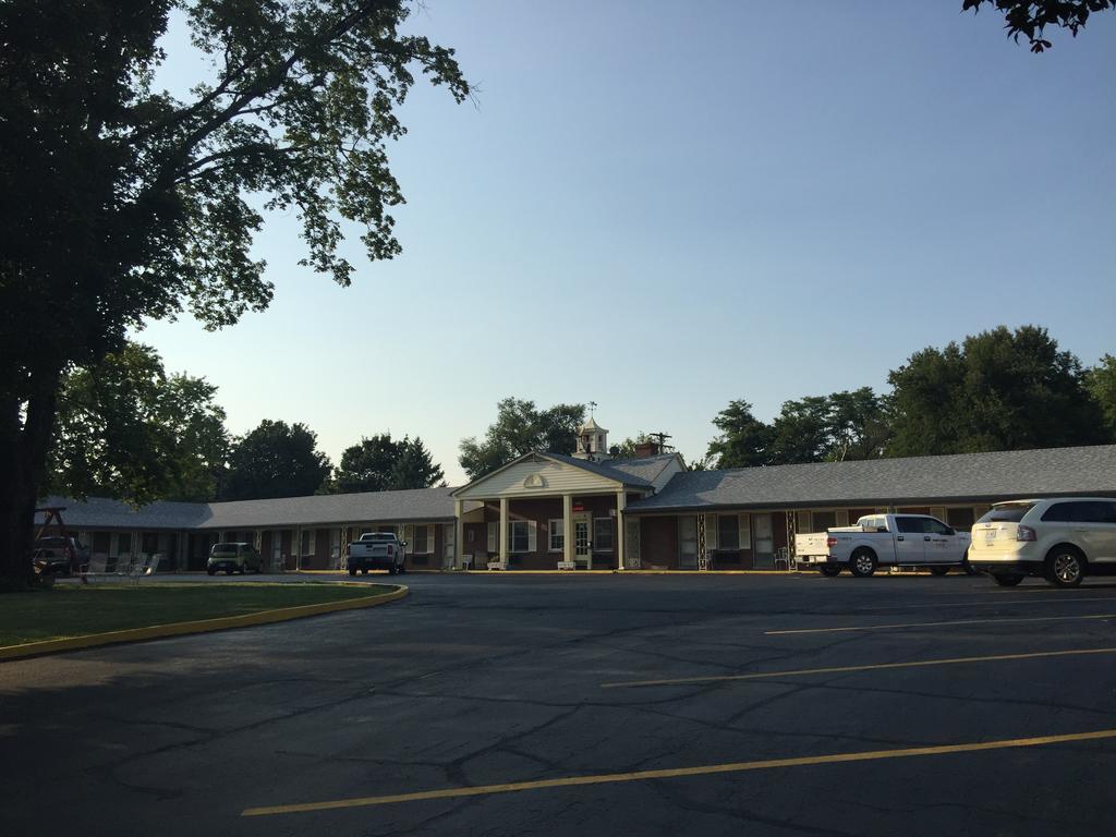 Old Kentucky Home Motel Bardstown Buitenkant foto
