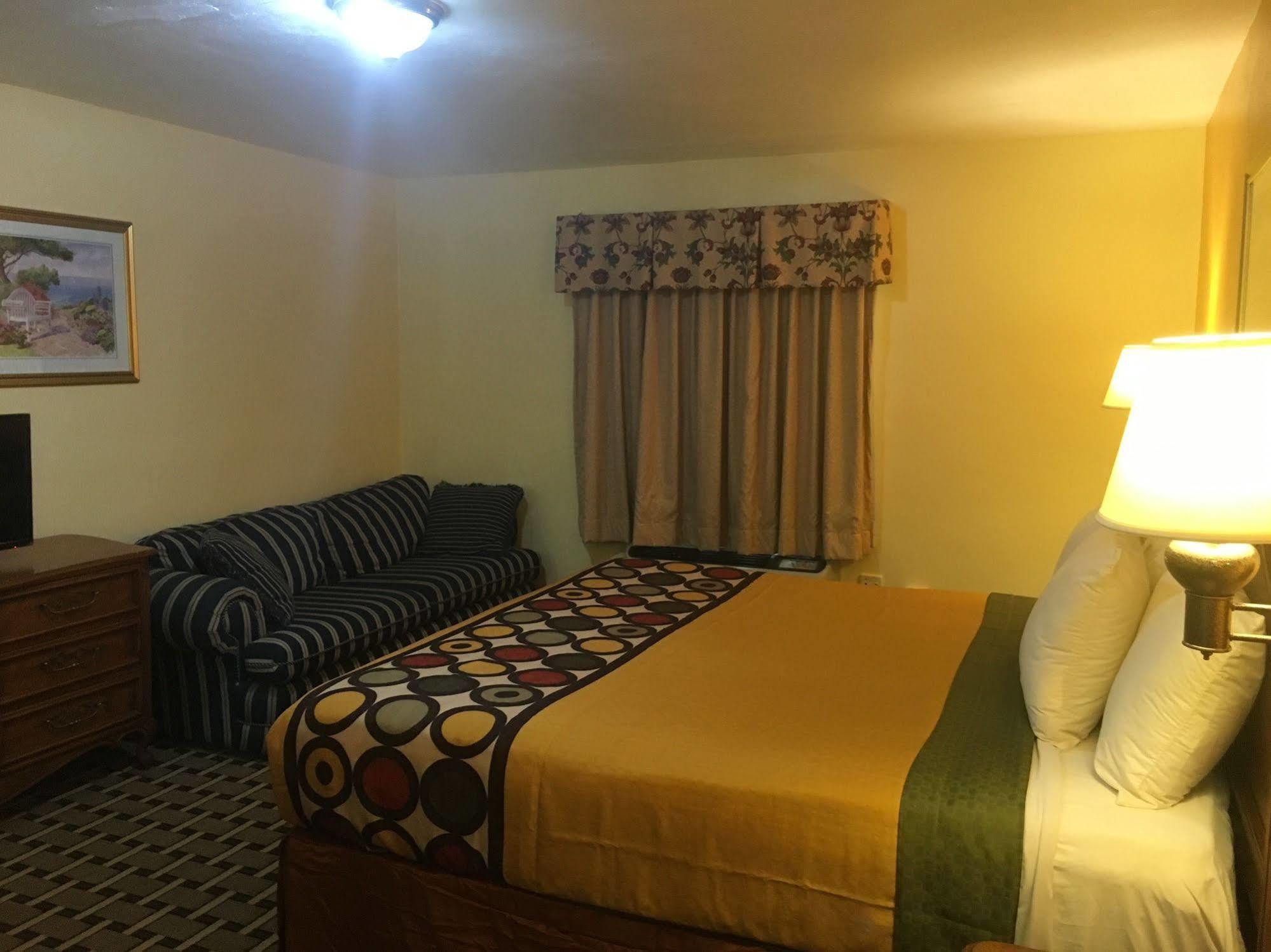 Old Kentucky Home Motel Bardstown Buitenkant foto
