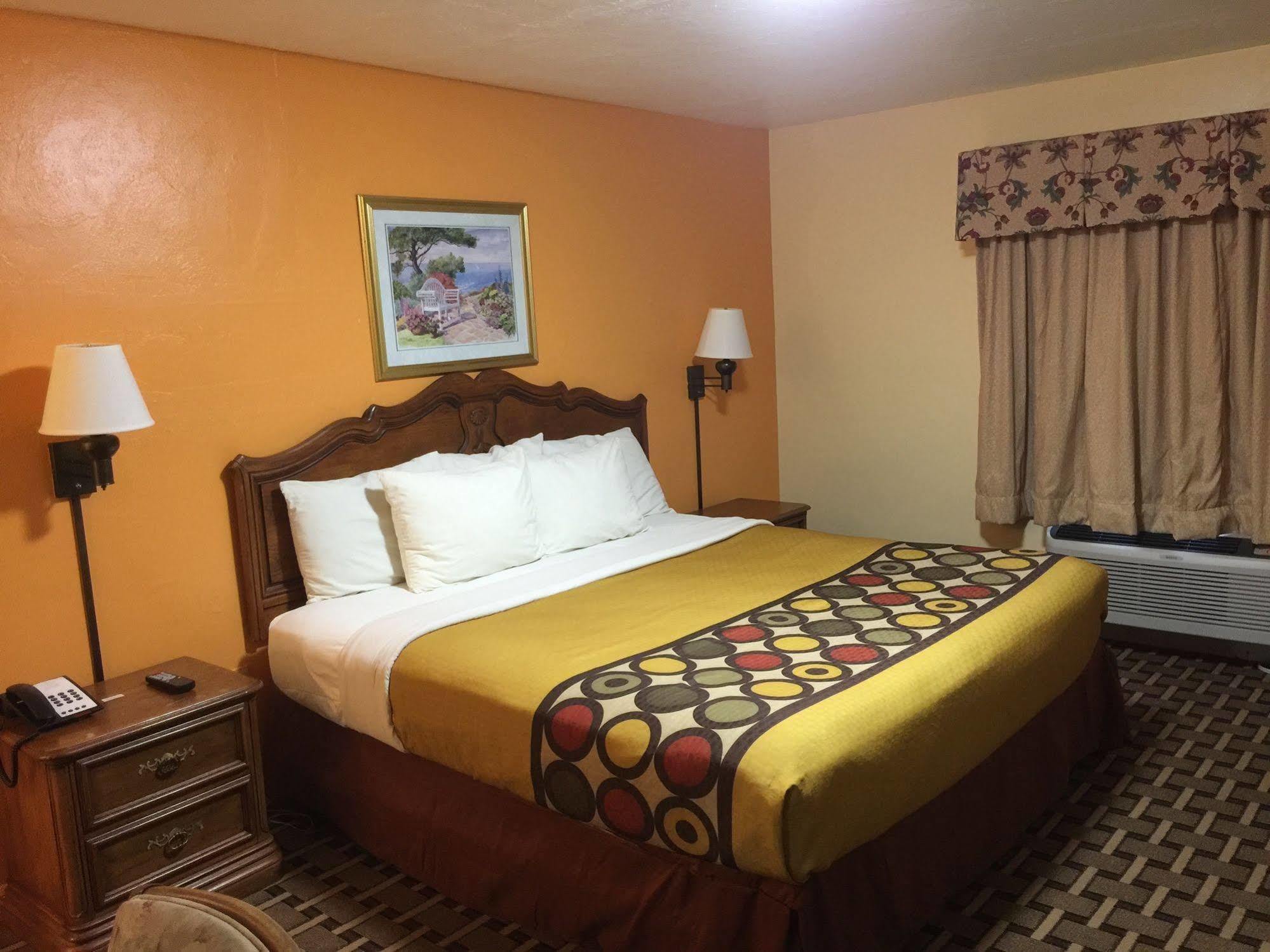 Old Kentucky Home Motel Bardstown Buitenkant foto